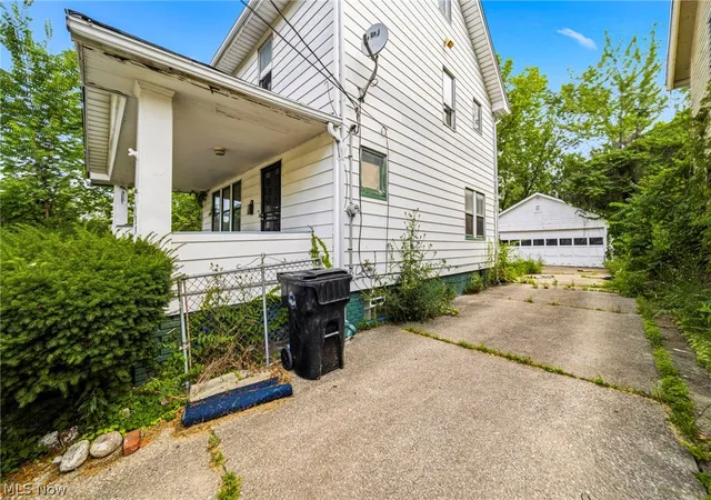 Photo 2 of Single family home for sale at 1735 Clarkstone Rd, Cleveland, OH 44112 | MLS# 5228912 | Listing updated on 2026-07-24