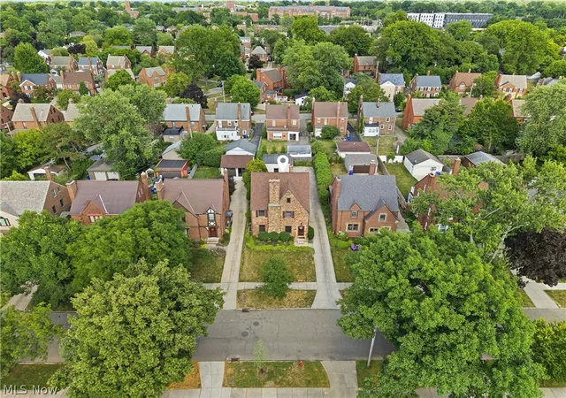 3rd image of 2579 Fenwick Rd, Cleveland, OH 44118 | MLS# 5230341