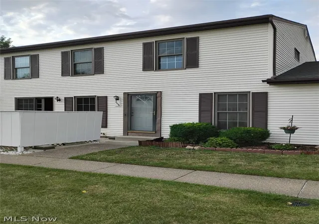 2nd image of 6494 Liberty Bell Dr #31A, Brook Park, OH 44142 | MLS# 5230054