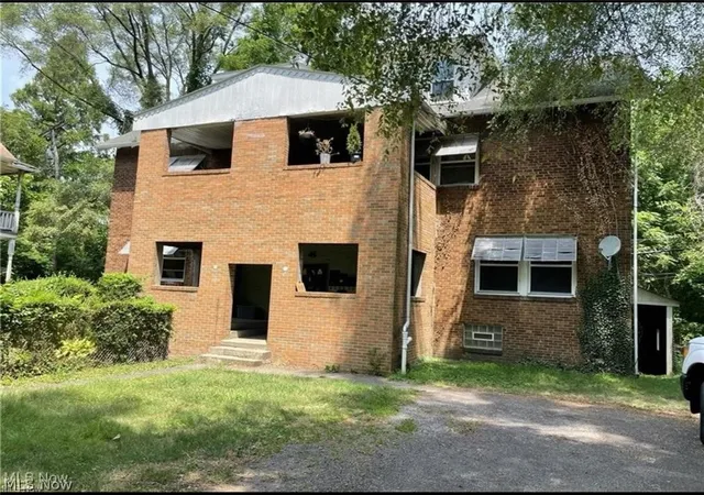 1st image of 568 101 St, Cleveland, OH 44108 | MLS# 5230464