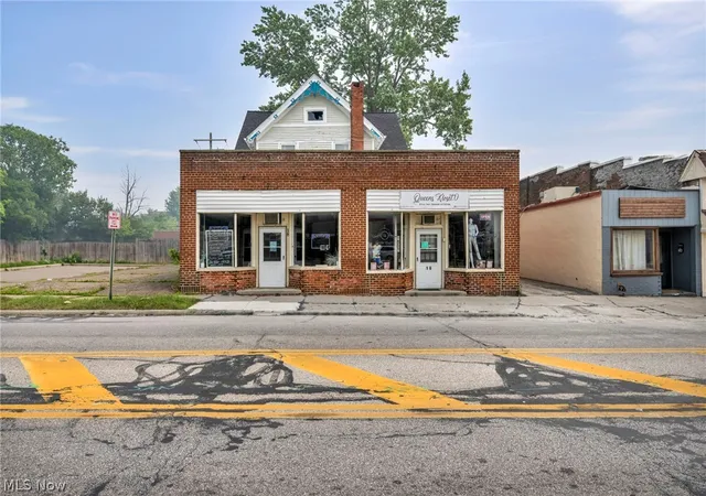 2nd image of 16 Columbus St, Bedford, OH 44146 | MLS# 5229555