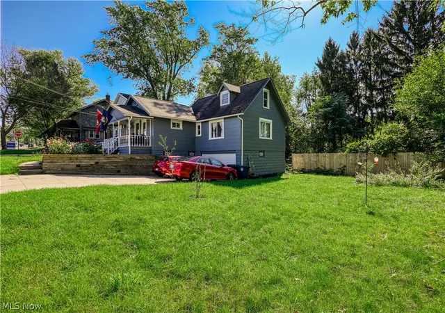 Photo 4 of Single family home for sale at 2266 Windemere Ave, Akron, OH 44312 | MLS# 5229711 | Listing updated on 2026-07-24