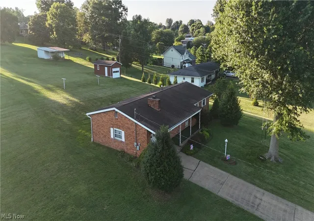 3rd image of 5215 Orchard Ave, Parkersburg, WV 26105 | MLS# 5230457