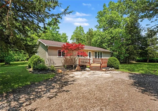 Photo 1 of Single family home for sale at 522 Monaghan Rd, Kelleys Island, OH 43438 | MLS# 5229331 | Listing updated on 2026-07-29