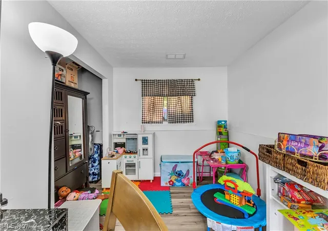 5th image of 24611 Ridgeline Dr, Bedford Heights, OH 44146 | MLS# 5223643
