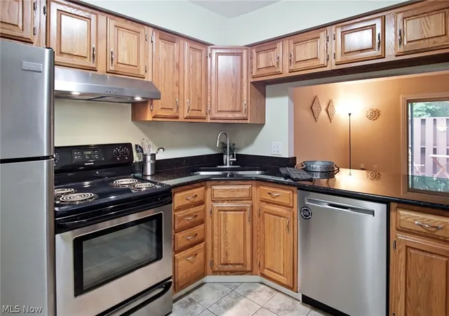 3rd image of 2953 Heatherwood Ct, Stow, OH 44224 | MLS# 5230127
