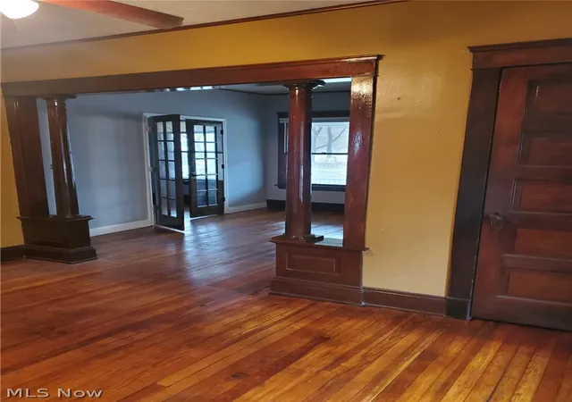 Listing Photo 5 - Condo for sale in building located at 3318 Montclair Ave, Cleveland, OH 44109