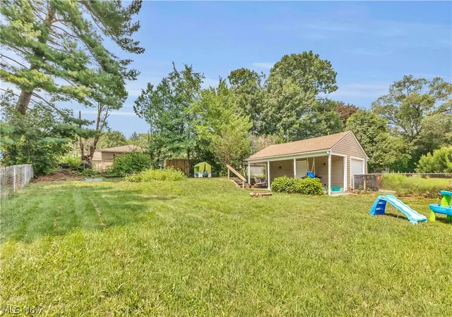 4th image of 288 Fremont Ave, Akron, OH 44312 | MLS# 5230535