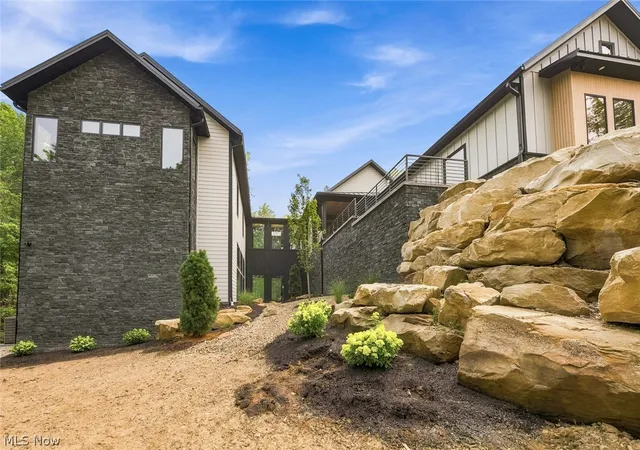 Photo 4 of Single family home for sale at 2324 Hard Rock Way, Hinckley, OH 44233 | MLS# 5230387 | Listing updated on 2026-08-17