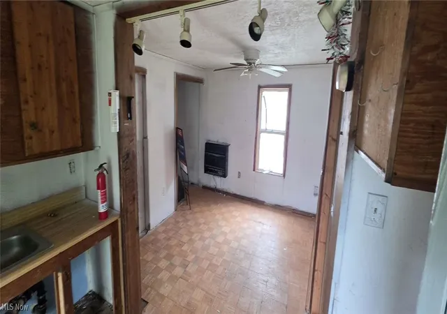 Photo 4 of Single family home for sale at 517 Dewitt St, Lorain, OH 44055 | MLS# 5230612 | Listing updated on 2026-10-05