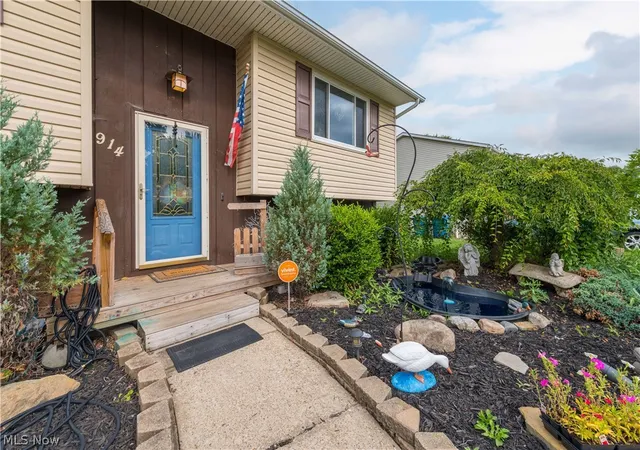 4th image of 914 Stark St, Sheffield Lake, OH 44054 | MLS# 5230392