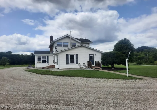 3rd image of 4508 State Route 193, Andover, OH 44032 | MLS# 5230258