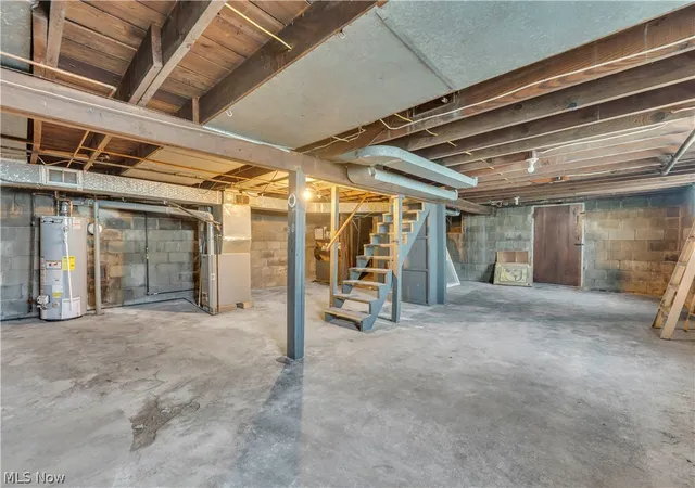 31st image of 618 Keller St, Barberton, OH 44203 | MLS# 5230002