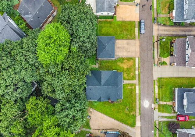 4th image of 618 Keller St, Barberton, OH 44203 | MLS# 5230002