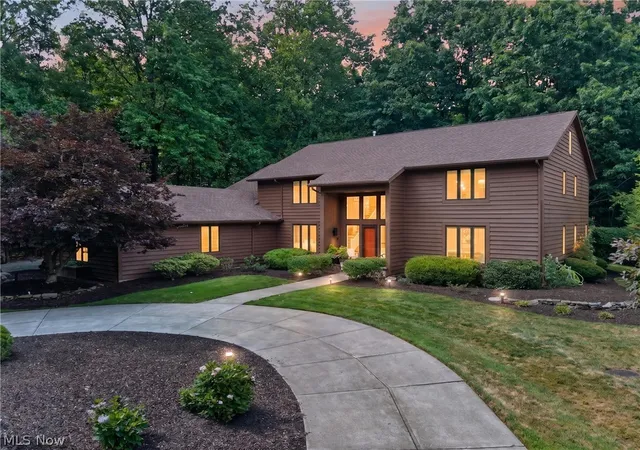 1st image of 2571 Cedarwood Rd, Cleveland, OH 44124 | MLS# 5228407