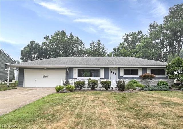 4th image of 13366 Richards Dr, Strongsville, OH 44149 | MLS# 5229477