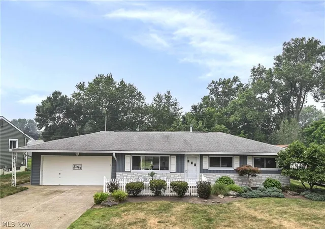 5th image of 13366 Richards Dr, Strongsville, OH 44149 | MLS# 5229477