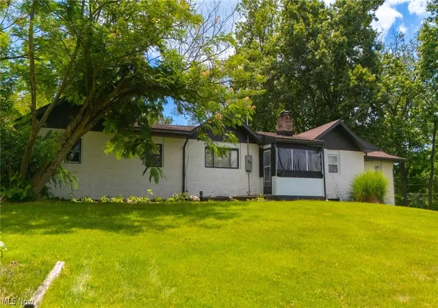 3rd image of 120 Winters Dr, Wintersville, OH 43953 | MLS# 5226205