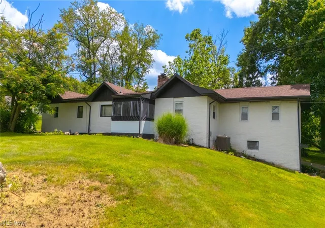 4th image of 120 Winters Dr, Wintersville, OH 43953 | MLS# 5226205