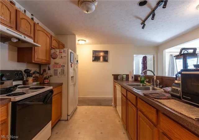 Photo 2 of Sale Pending at 4480 Brooks Rd, Cleveland, OH 44105 | MLS# 5230677 | Listing updated on 2026-07-25