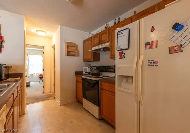 Photo 3 of Sale Pending at 4480 Brooks Rd, Cleveland, OH 44105 | MLS# 5230677 | Listing updated on 2026-07-25