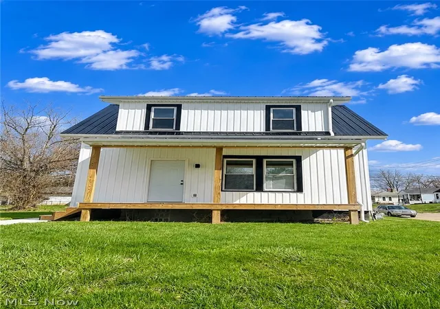 Photo 1 of Single family home for sale at 750 Pine St, Zanesville, OH 43701 | MLS# 5224355 | Listing updated on 2026-08-12