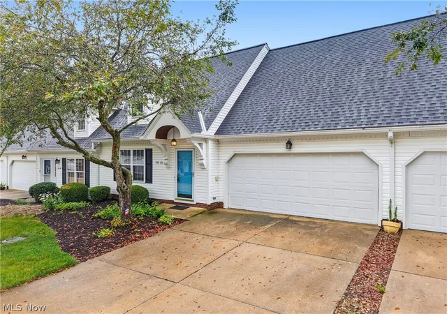 2nd image of 130 High Point Dr #50, Medina, OH 44256 | MLS# 5229146