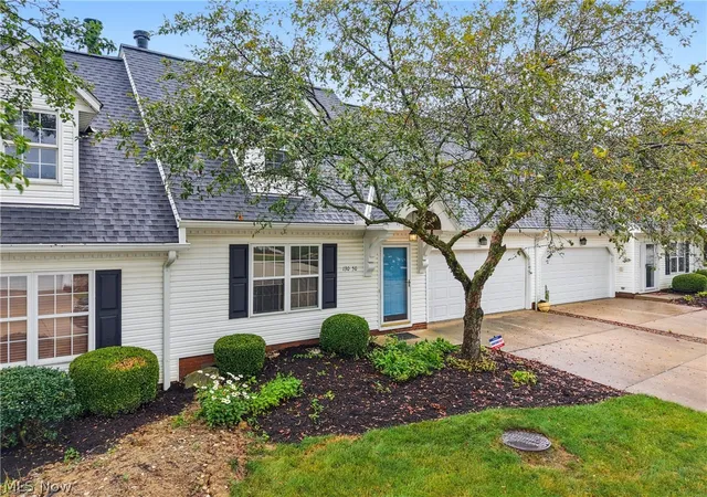 3rd image of 130 High Point Dr #50, Medina, OH 44256 | MLS# 5229146