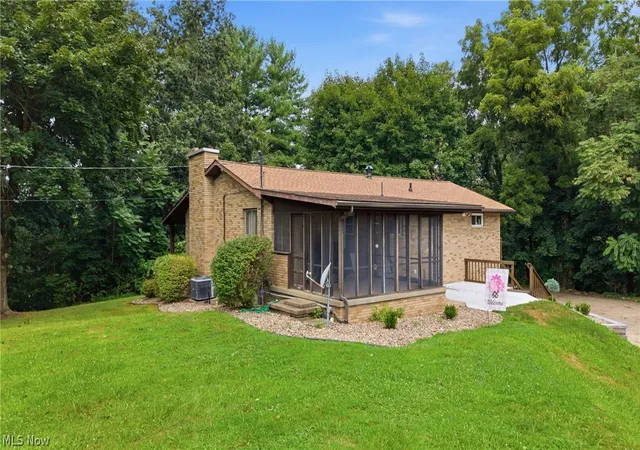 Photo 3 of Single family home for sale at 1000 State Route 339, Belpre, OH 45714 | MLS# 5230465 | Listing updated on 2026-08-08