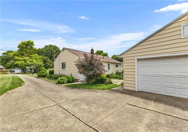 Homes for sale in North Olmsted, OH | 6676 Mackenzie, North Olmsted, OH 44070 | MLS# 5230676