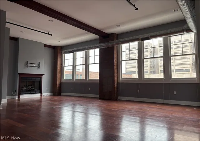 3rd image of 1260 W 4Th St #401, Cleveland, OH 44113 | MLS# 5230687