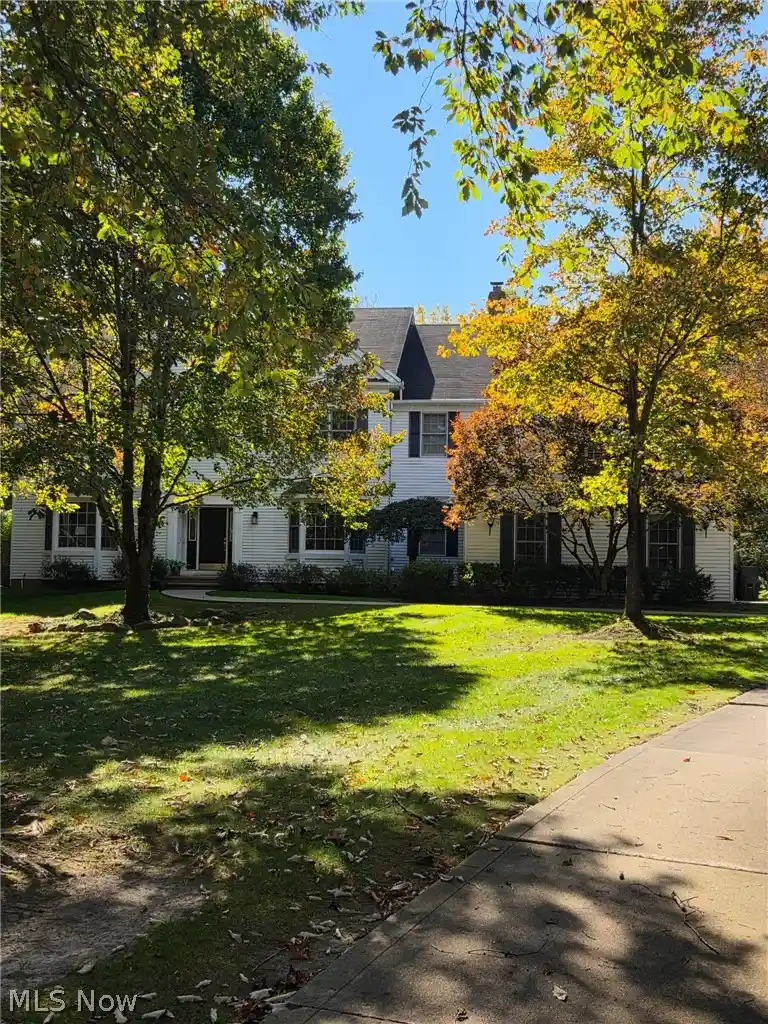 Photo 1 of Sale Pending at 6460 Laura Ln, Solon, OH 44139 | MLS# 5219016 | Listing updated on 2026-10-23