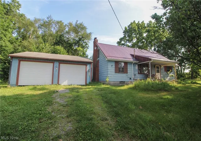 Photo 1 of Sale Pending at 5724 Arrel Rd, Lowellville, OH 44436 | MLS# 5230736 | Listing updated on 2026-07-31