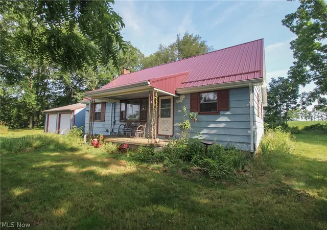 Photo 3 of Sale Pending at 5724 Arrel Rd, Lowellville, OH 44436 | MLS# 5230736 | Listing updated on 2026-07-31