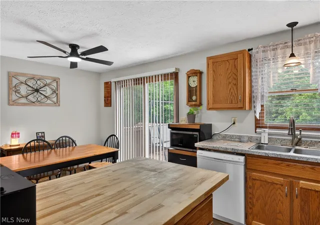 2nd image of 50 Ridge Top Cir, Doylestown, OH 44230 | MLS# 5230206