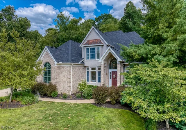 Photo 2 of Single family home for sale at 37462 Tidewater Dr, Solon, OH 44139 | MLS# 5230615 | Listing updated on 2026-08-01