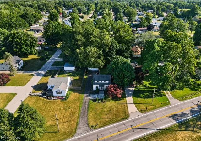3rd image of 3912 Lake Rd W, Saybrook, OH 44004 | MLS# 5228959