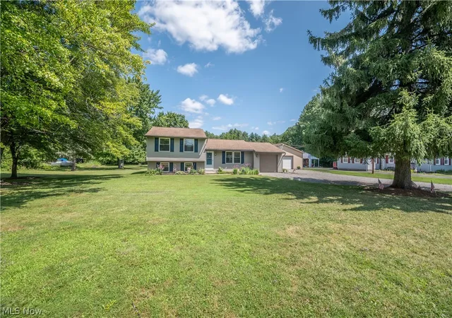 2nd image of 6142 Fairview Rd, Austintown, OH 44515 | MLS# 5230747