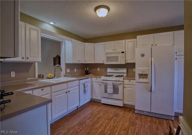 Photo 2 of Condo for sale at 1108 Shadow Ridge Dr, Niles, OH 44446 | MLS# 5230792 | Listing updated on 2026-08-25
