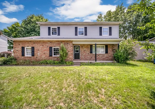 Photo 1 of Single family home for sale at 731 Redwood Dr, Canal Fulton, OH 44614 | MLS# 5230234 | Listing updated on 2026-10-04
