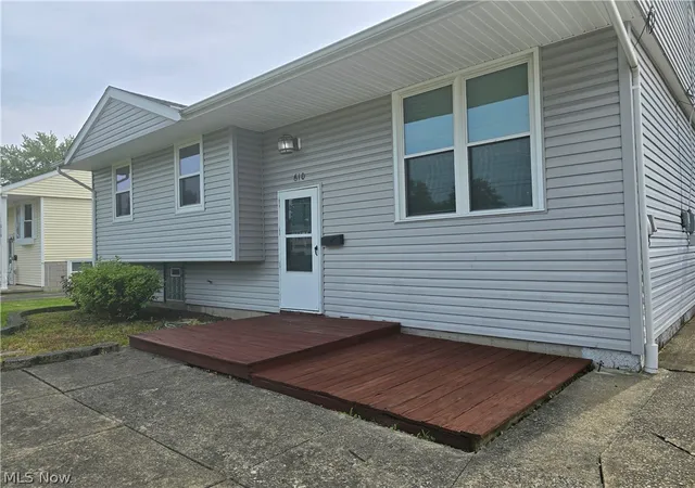 3rd image of 610 Notre Dame Ave, Youngstown, OH 44515 | MLS# 5230737