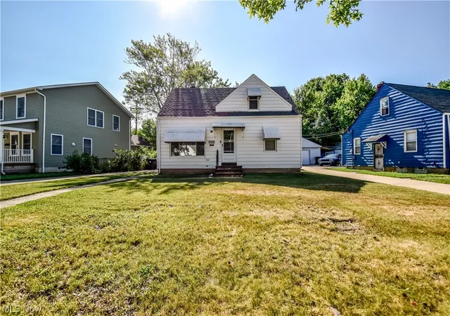 Photo 1 of Single family home for sale at 3833 E 186th Street, Cleveland, OH 44122 | MLS# 5229362 | Listing updated on 2026-08-27