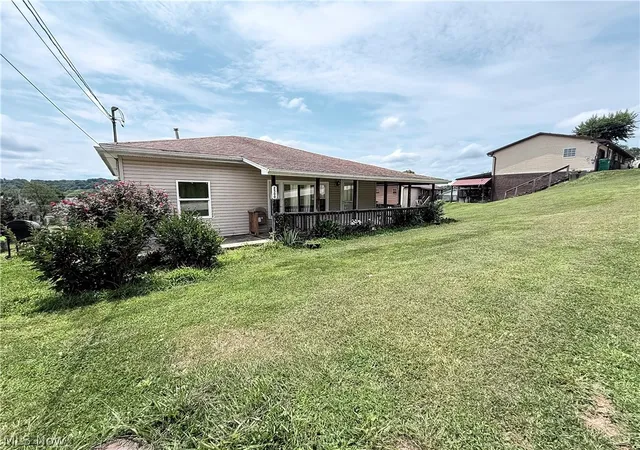 4th image of 2500 Broadway Ext, Parkersburg, WV 26101 | MLS# 5230758