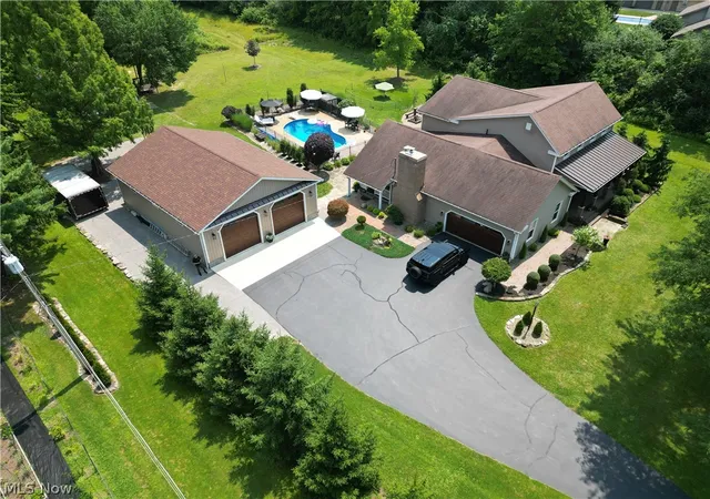 Photo 2 of Single family home for sale at 7055 S Palmyra Rd, Canfield, OH 44406 | MLS# 5229713 | Listing updated on 2026-08-29
