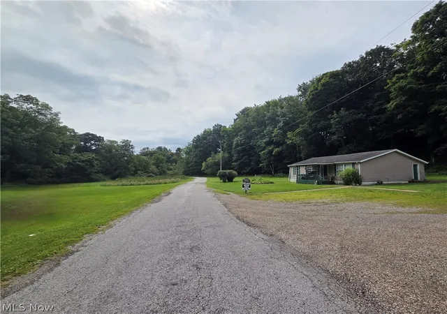 5th image of 50160 & 50164 St Clair St, St Clairsville, OH 43950 | MLS# 5229597
