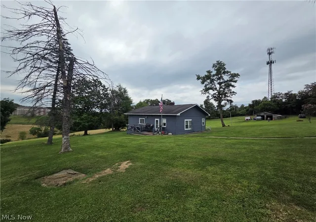 5th image of 330 Young Ln, Saint Clairsville, OH 43950 | MLS# 5229717