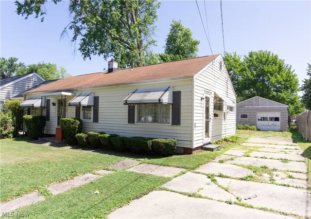 2nd image of 802 Norman Ave, Ashtabula, OH 44004 | MLS# 5230709