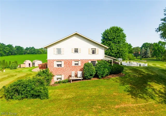 4th image of 16455 Dover Rd, Dundee, OH 44624 | MLS# 5230898