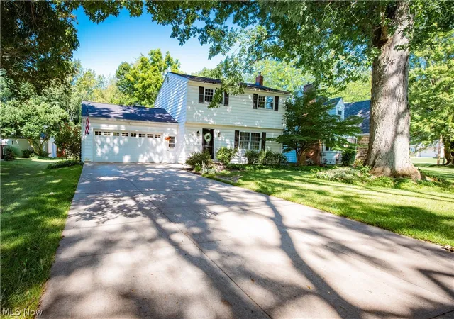 2nd image of 5 Lee Dr, Poland, OH 44514 | MLS# 5230523