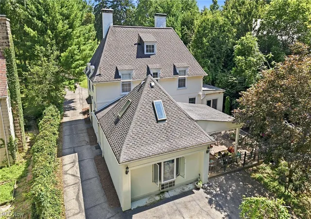 4th image of 4812 Oak Knoll Dr, Youngstown, OH 44512 | MLS# 5226830